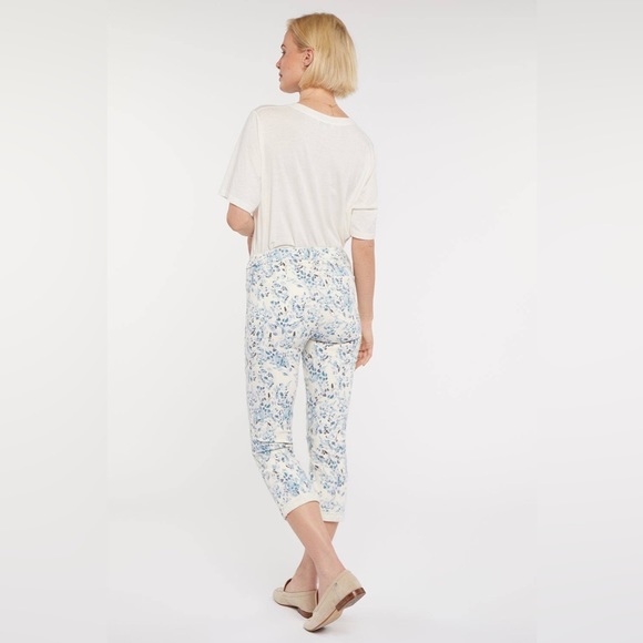 Nydj Vault Women's Chloe Capri Jeans in Frosted Willow Vanilla size 16  $89 msrp - Picture 8 of 10